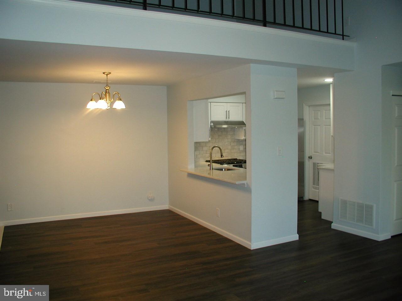 1306b Ralston Dr