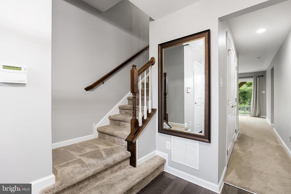 64 Benford Ln