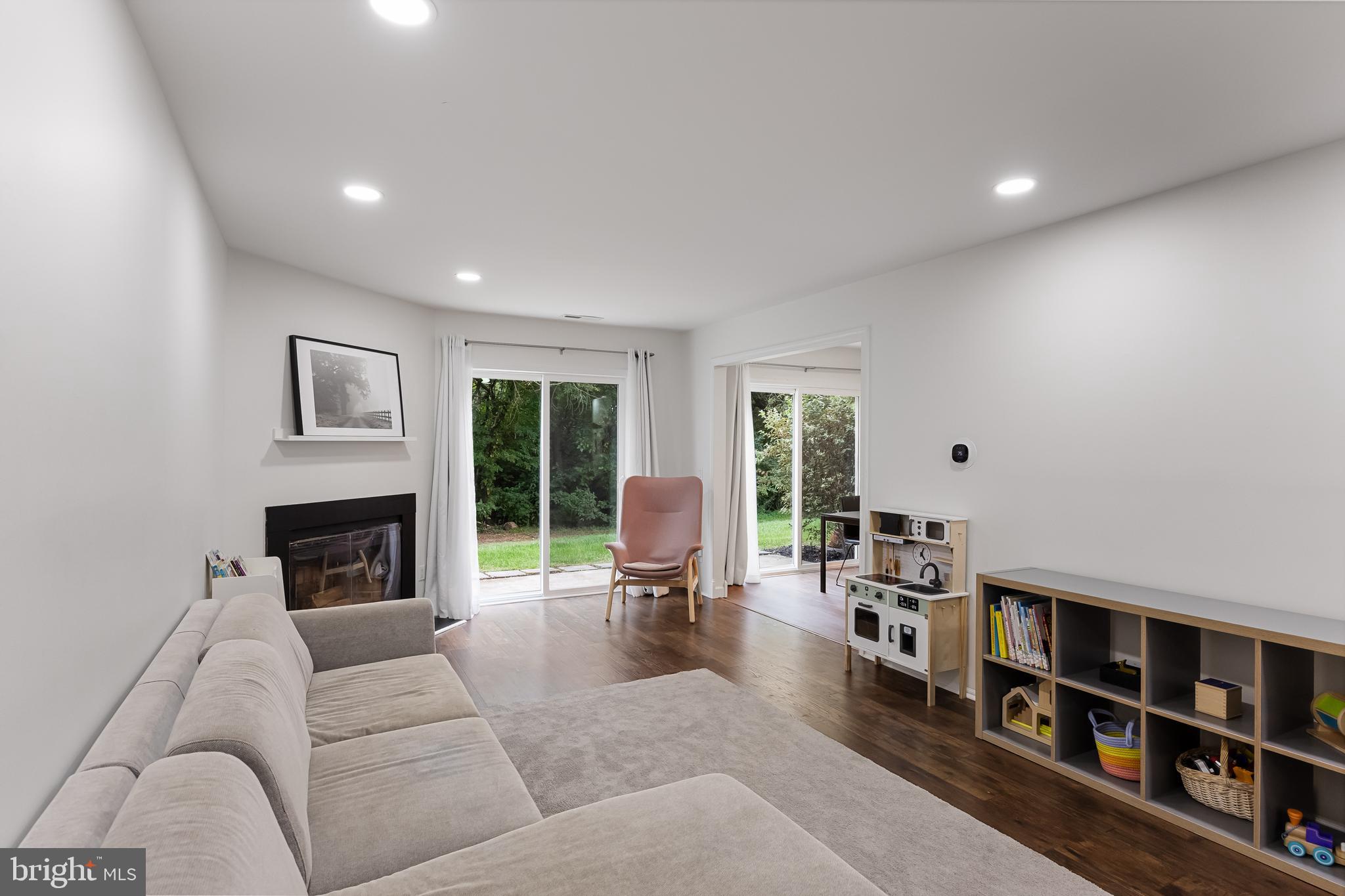 32 GINGER DR