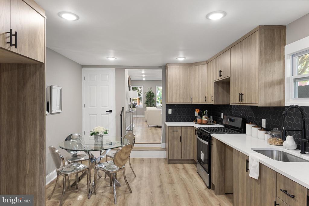 25 E Federal St
