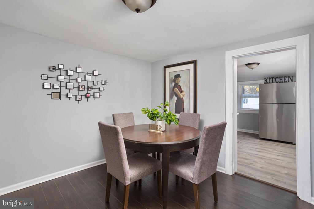 324 St Mary St