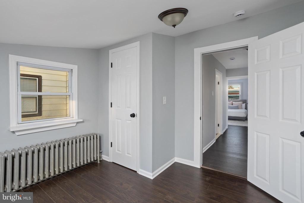 324 St Mary St