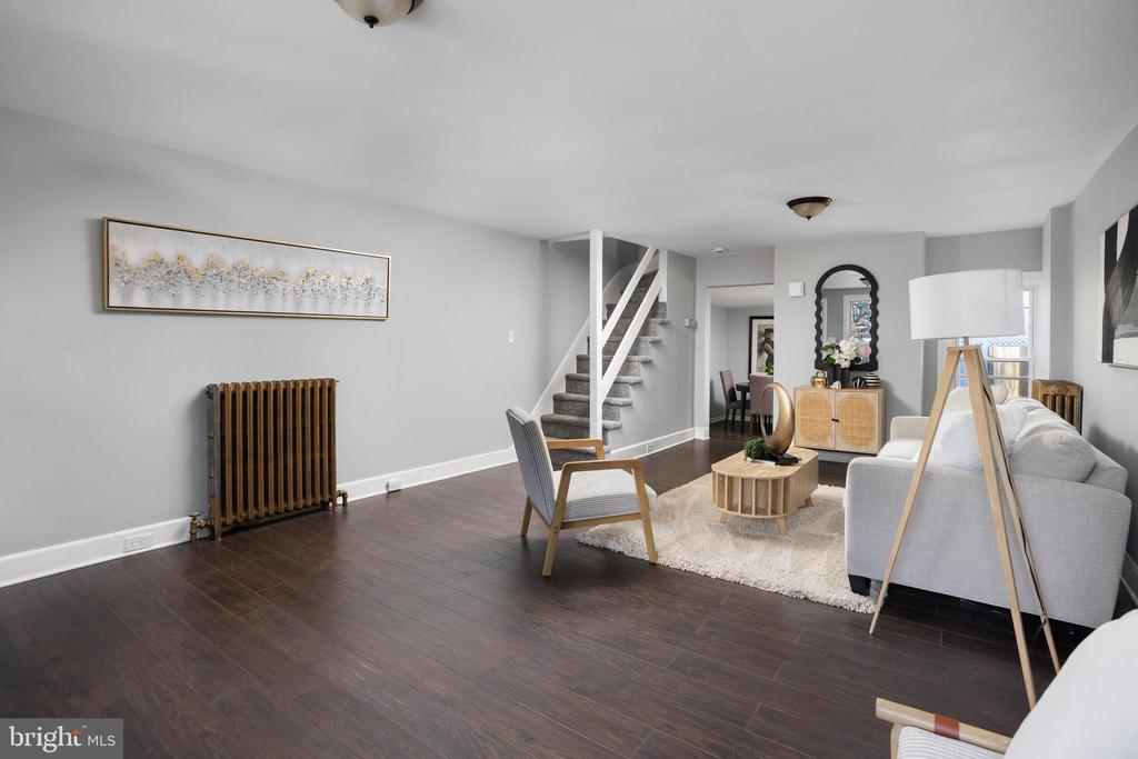 324 St Mary St