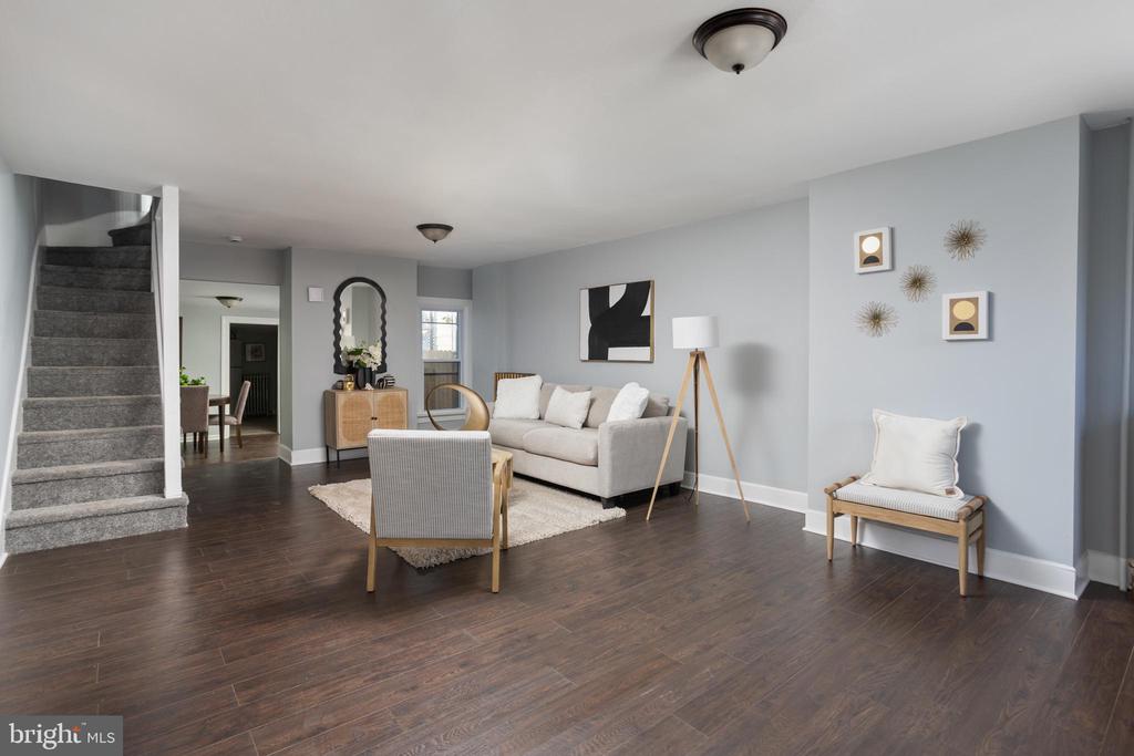 324 St Mary St