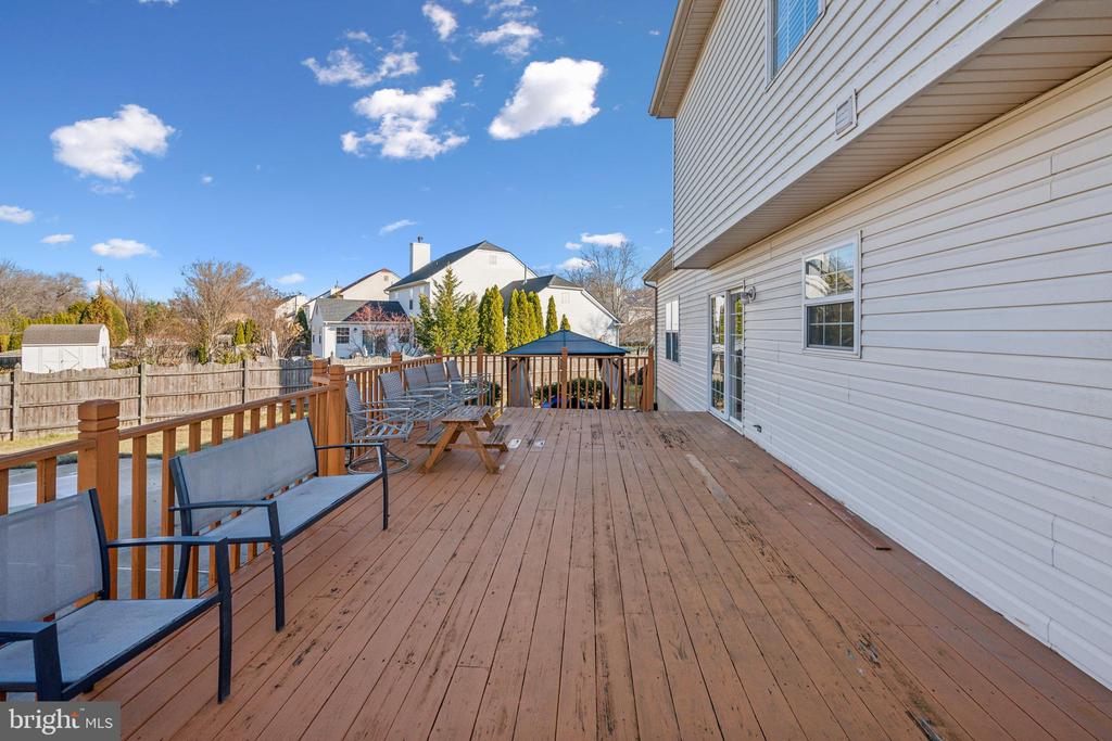 3 Kathryn Ct