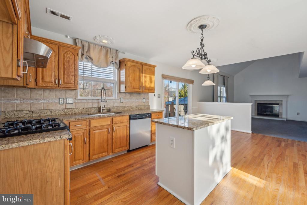 3 Kathryn Ct