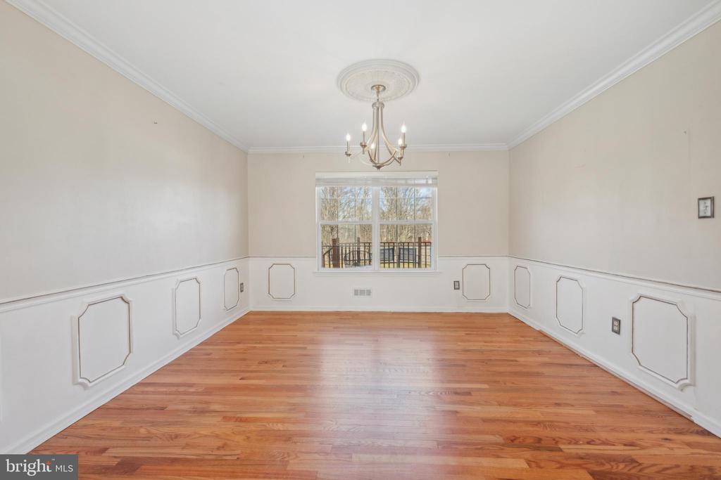 3 Kathryn Ct