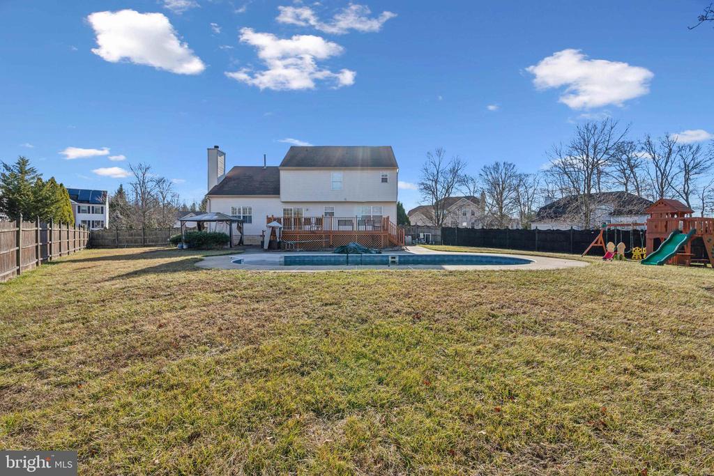 3 Kathryn Ct