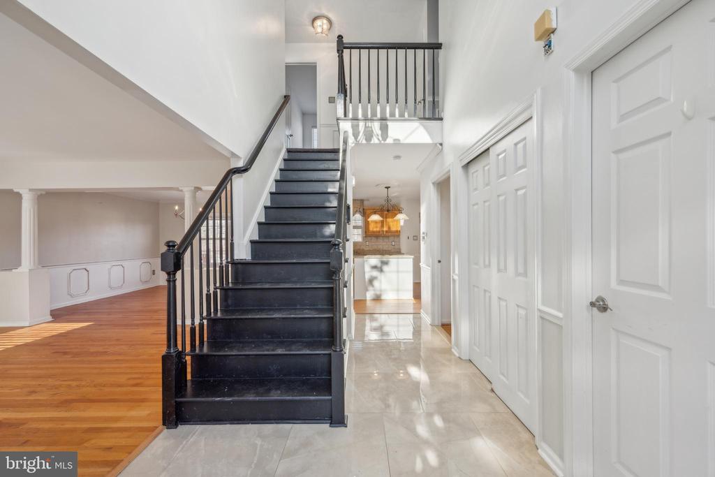 3 Kathryn Ct