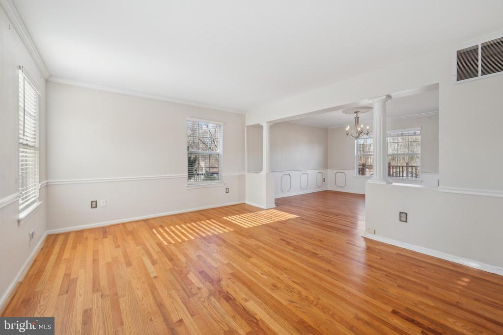 3 Kathryn Ct