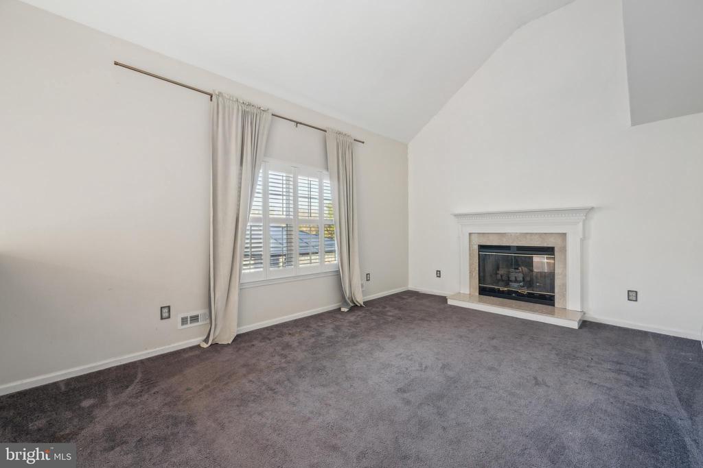 3 Kathryn Ct