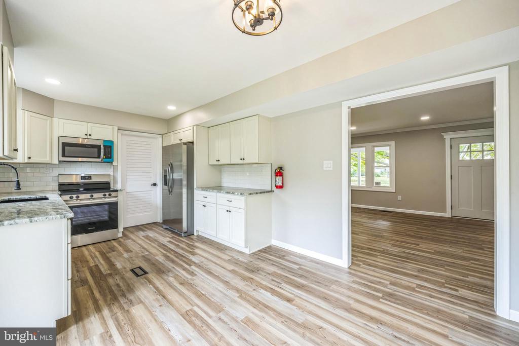 16 Gainscott Ln