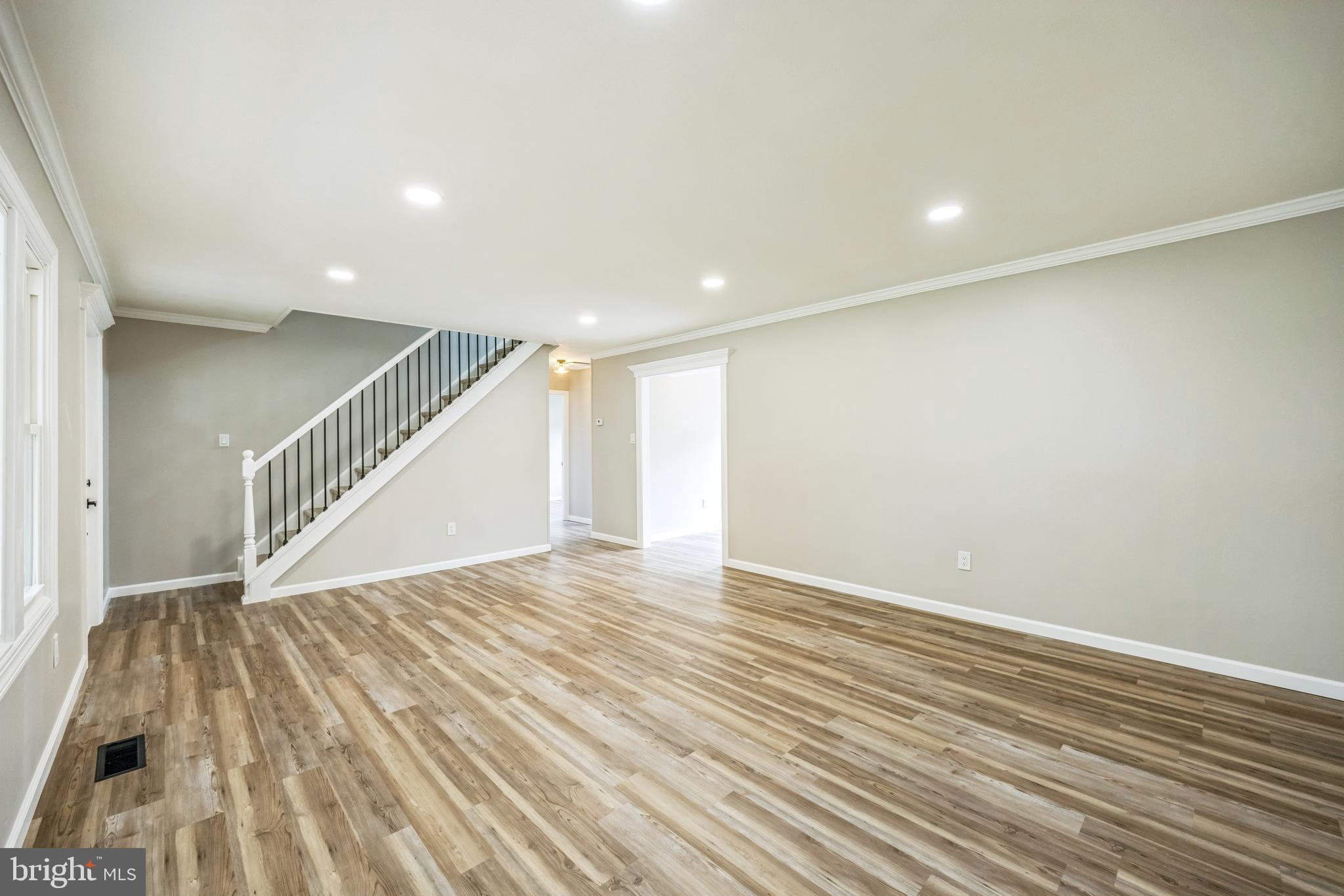 16 Gainscott Ln