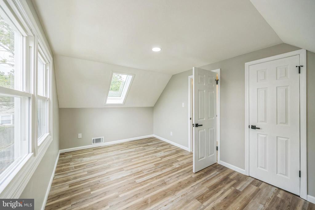 16 Gainscott Ln