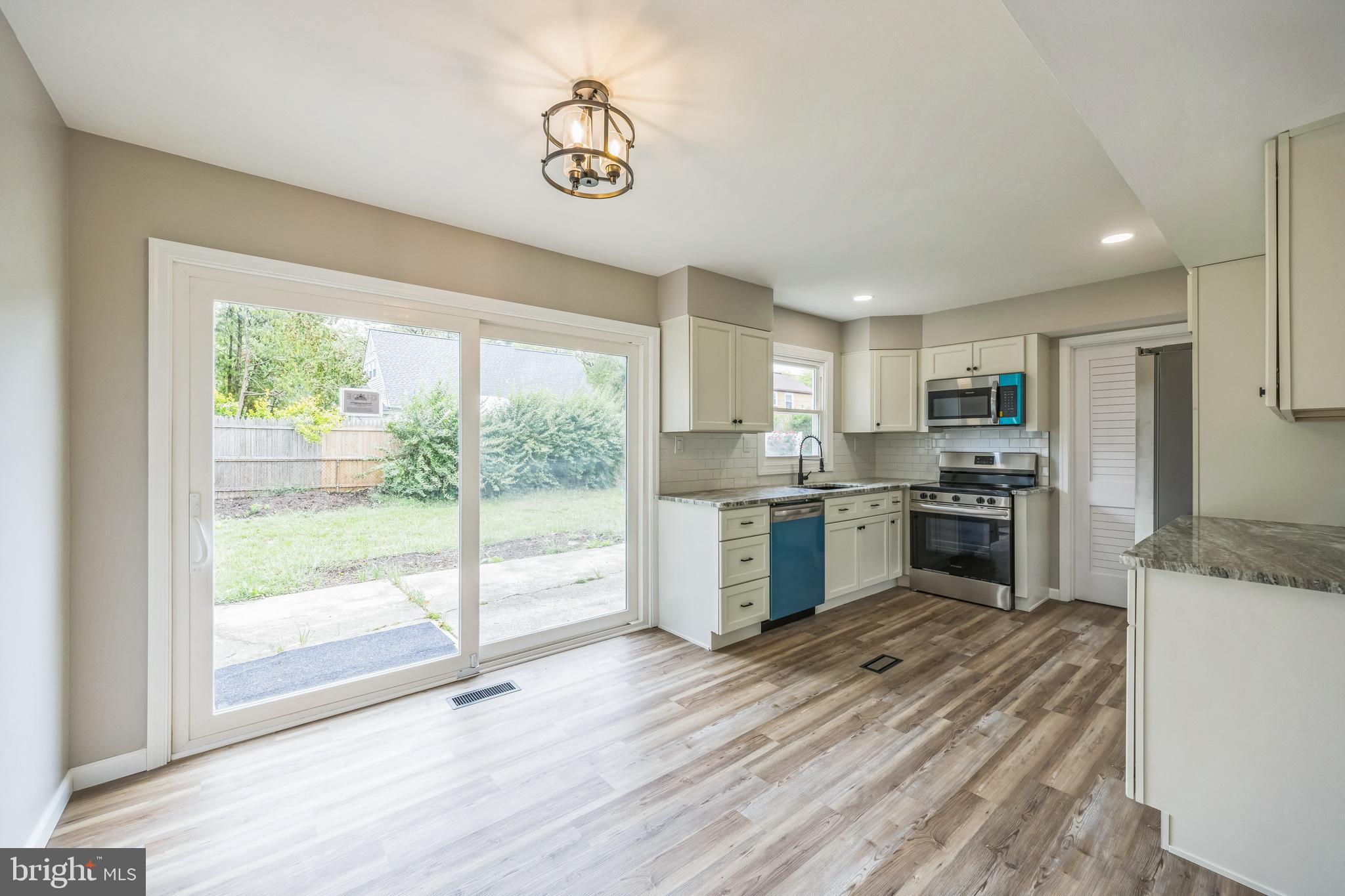16 Gainscott Ln