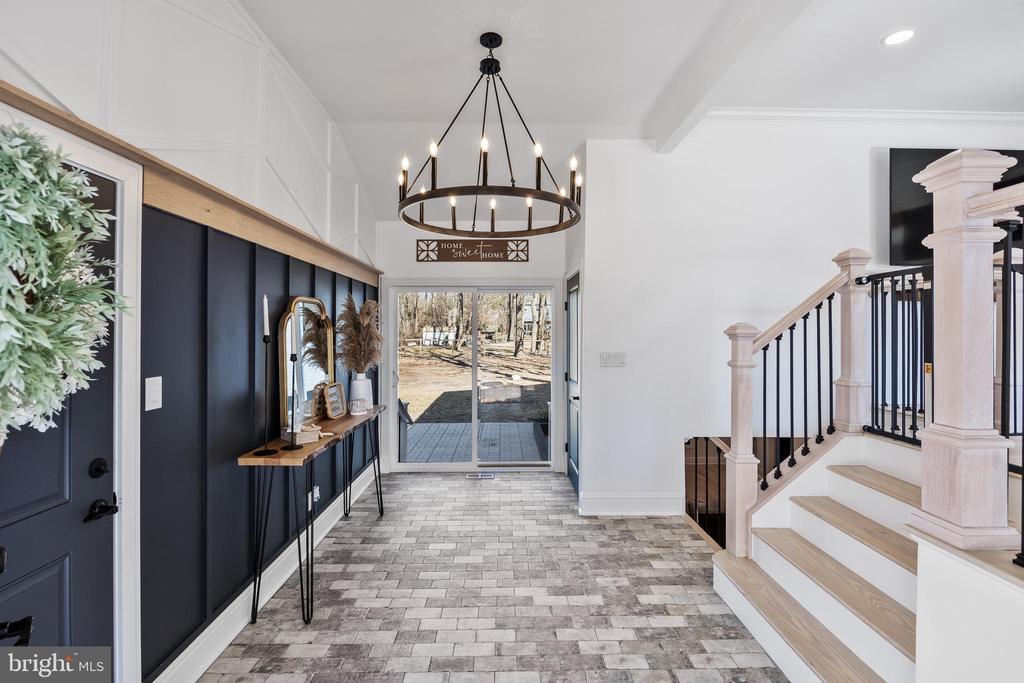 231 Lake Shore