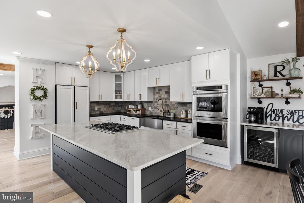 231 Lake Shore