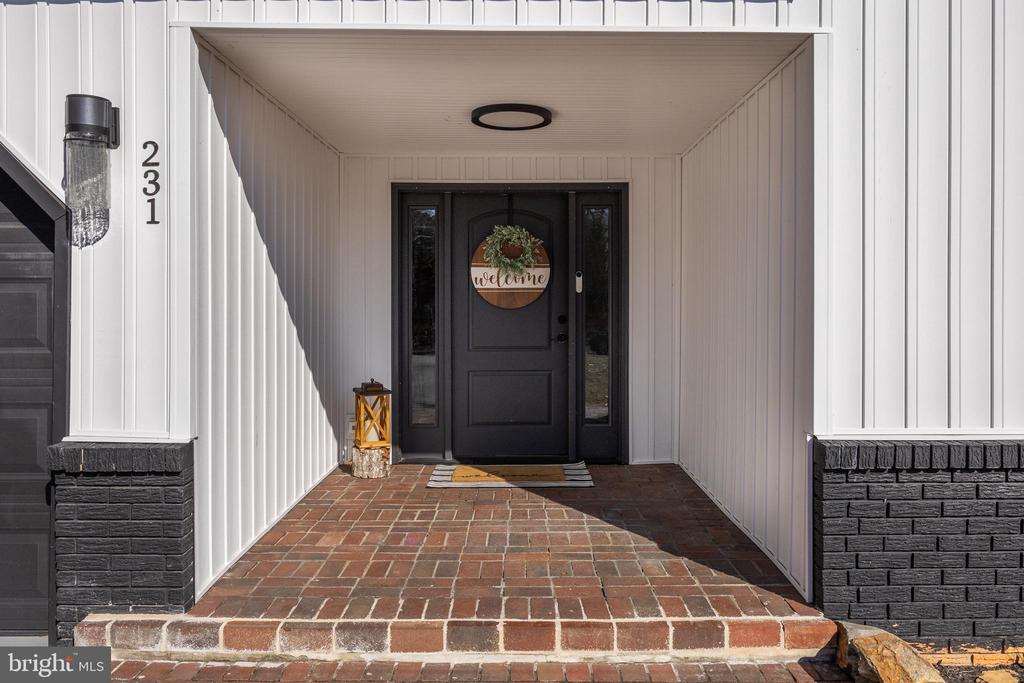 231 Lake Shore