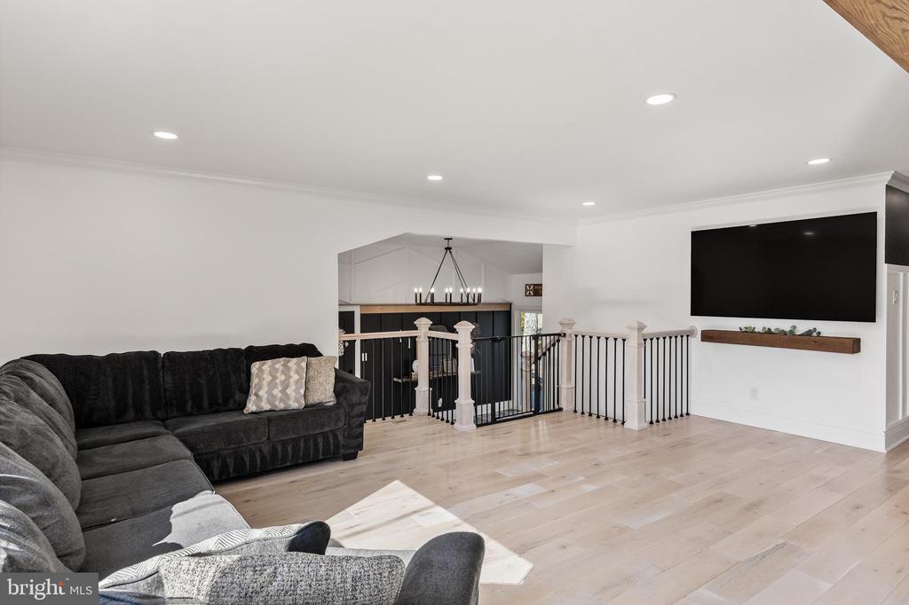 231 Lake Shore