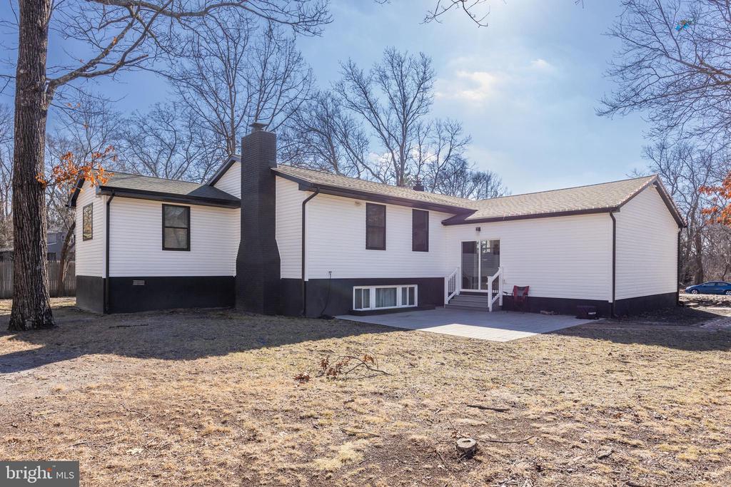 231 Lake Shore