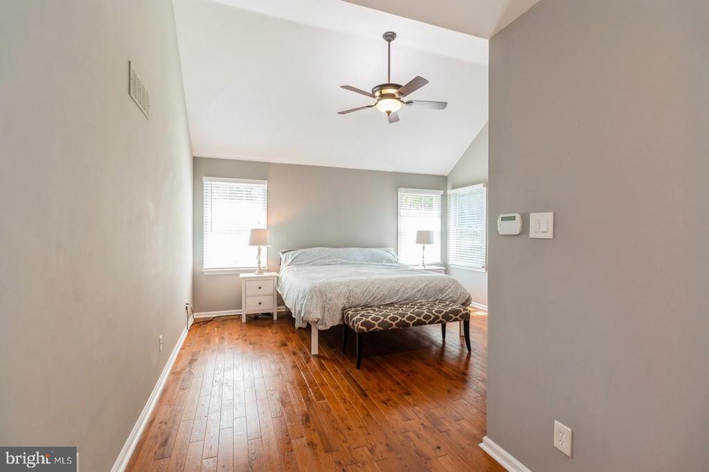 205 Amberfield Dr