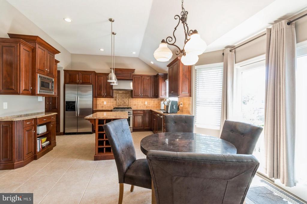 205 Amberfield Dr