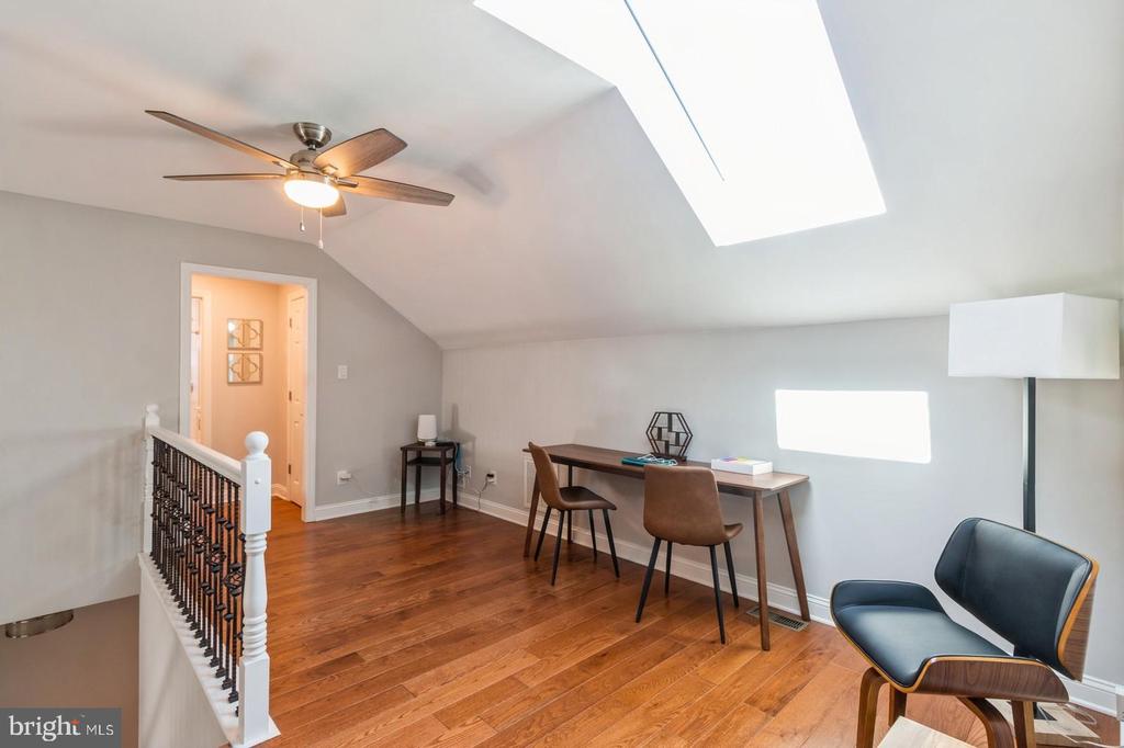 205 Amberfield Dr