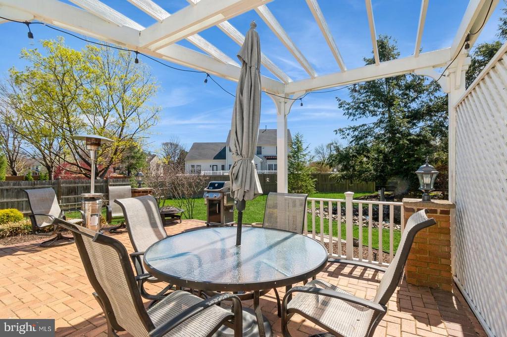 205 Amberfield Dr