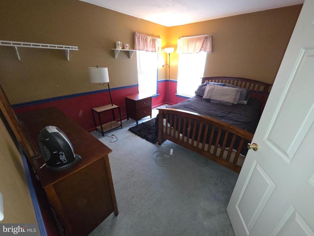 33 Hackemore St
