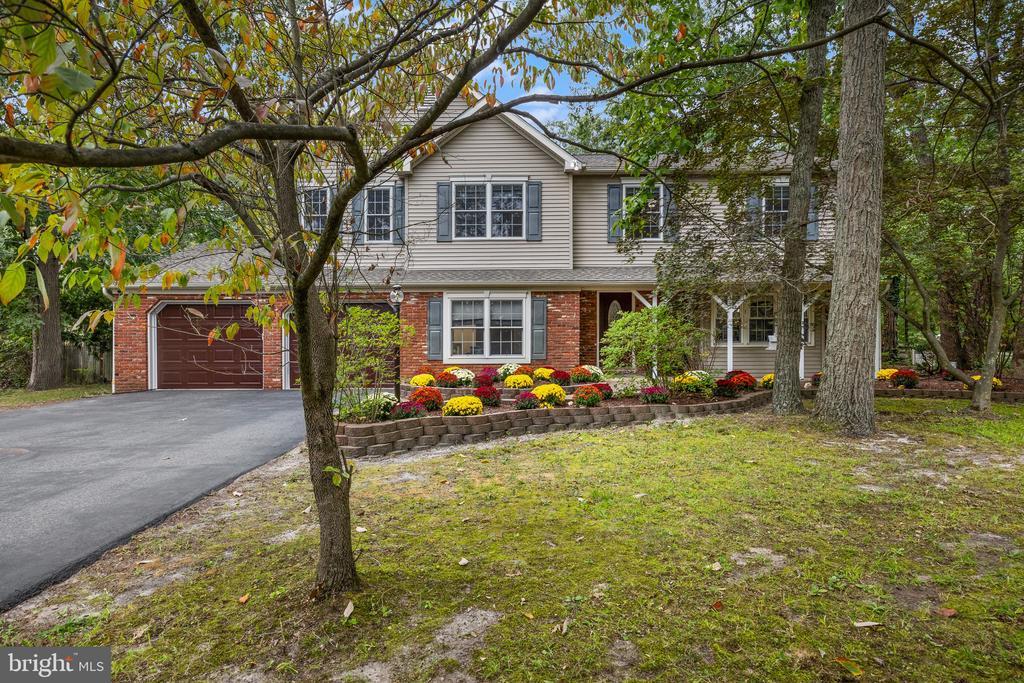 235 LAKESHORE DRIVE