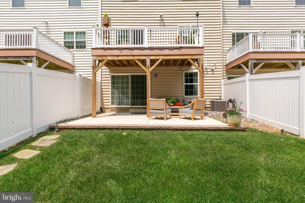 48 KEEGAN COURT