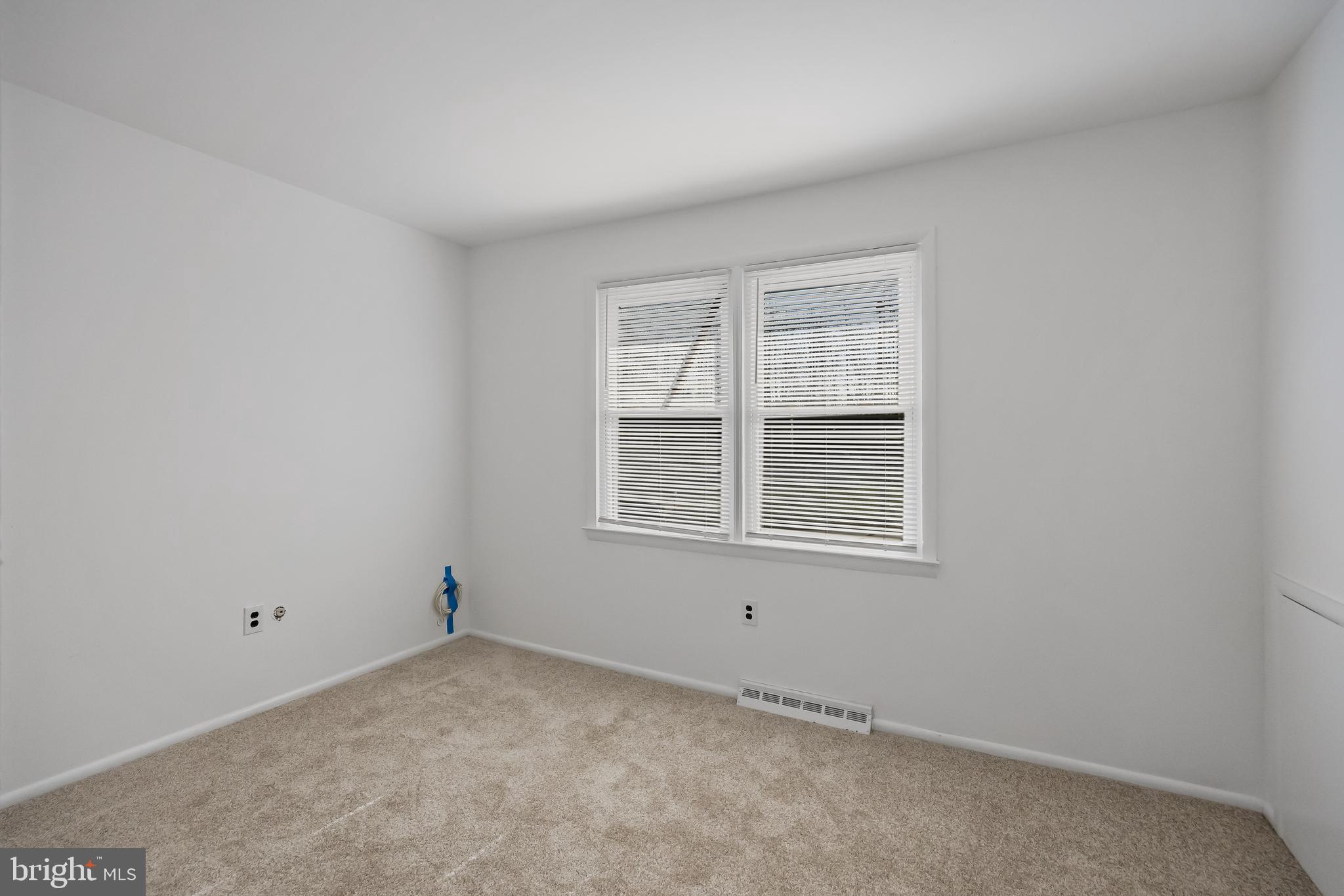 227 UNIVERSITY AVENUE