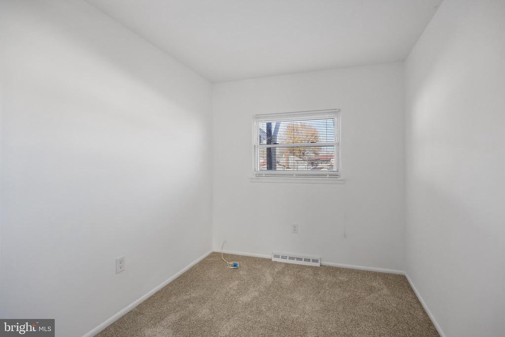 227 UNIVERSITY AVENUE
