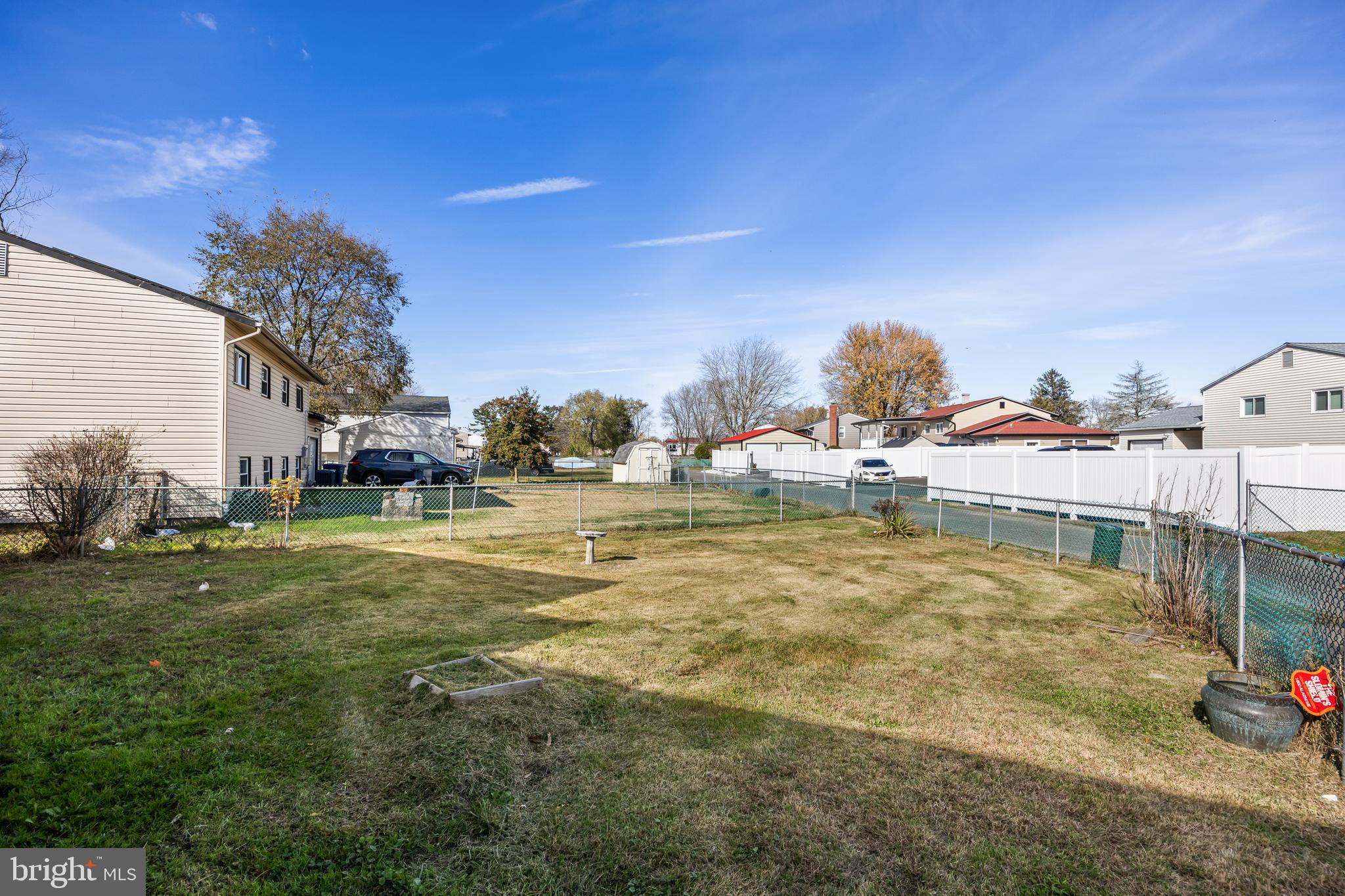 227 UNIVERSITY AVENUE