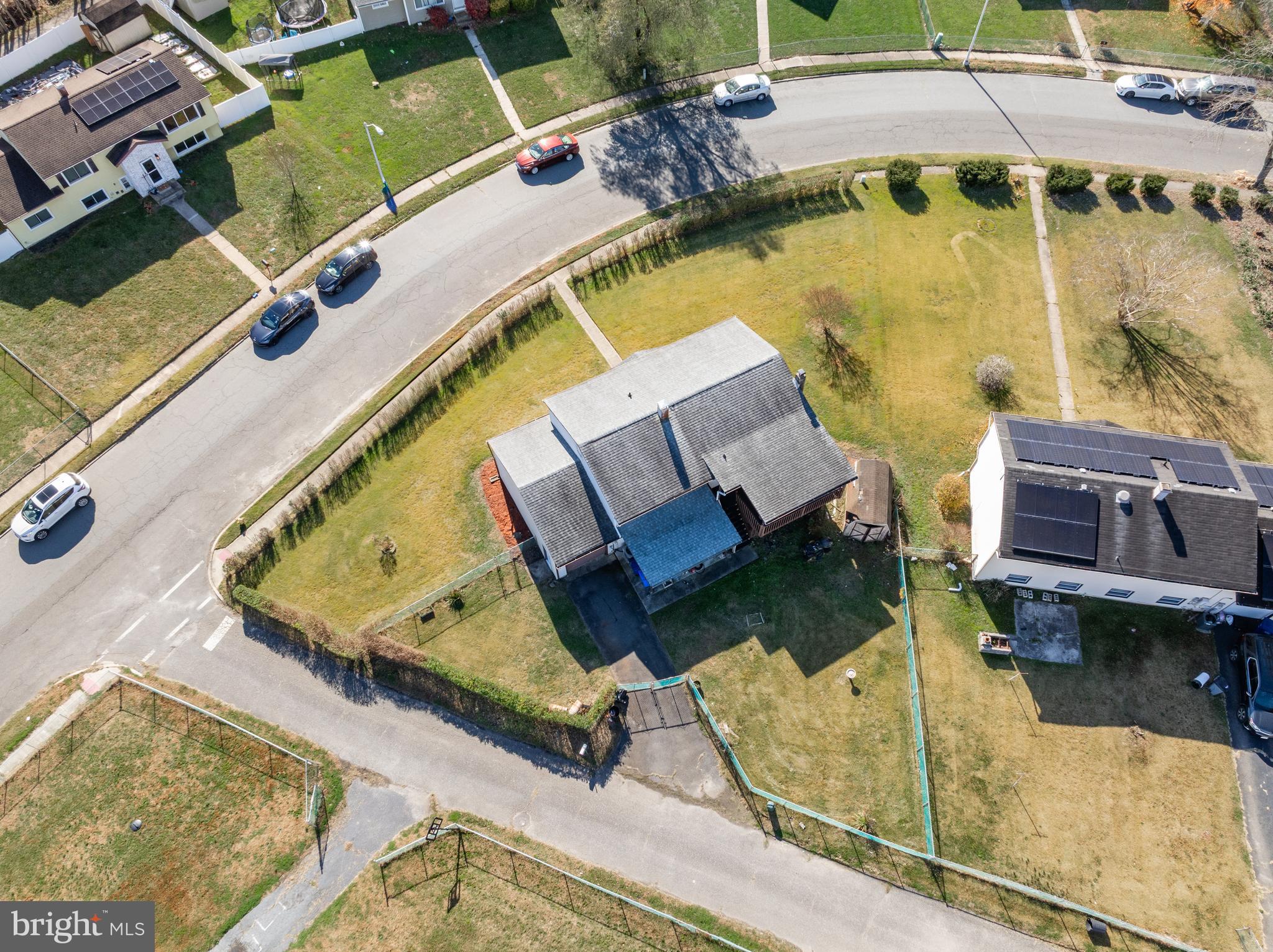 227 UNIVERSITY AVENUE