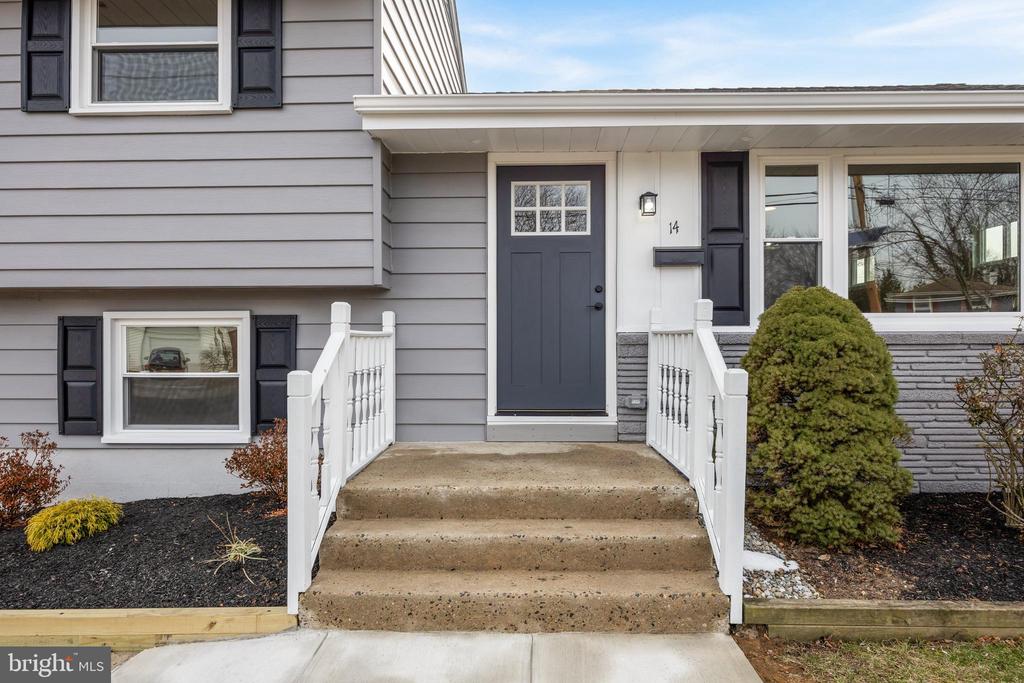 14 WALNUT DRIVE