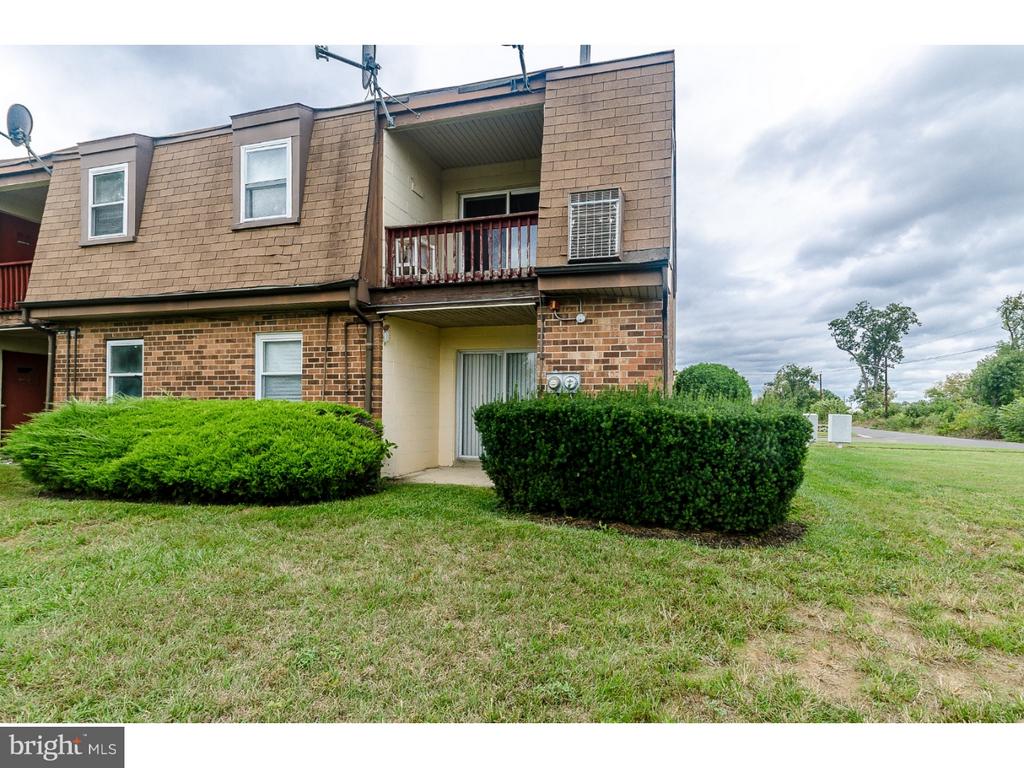 801 HENRI COURT