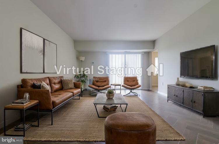 801 HENRI COURT
