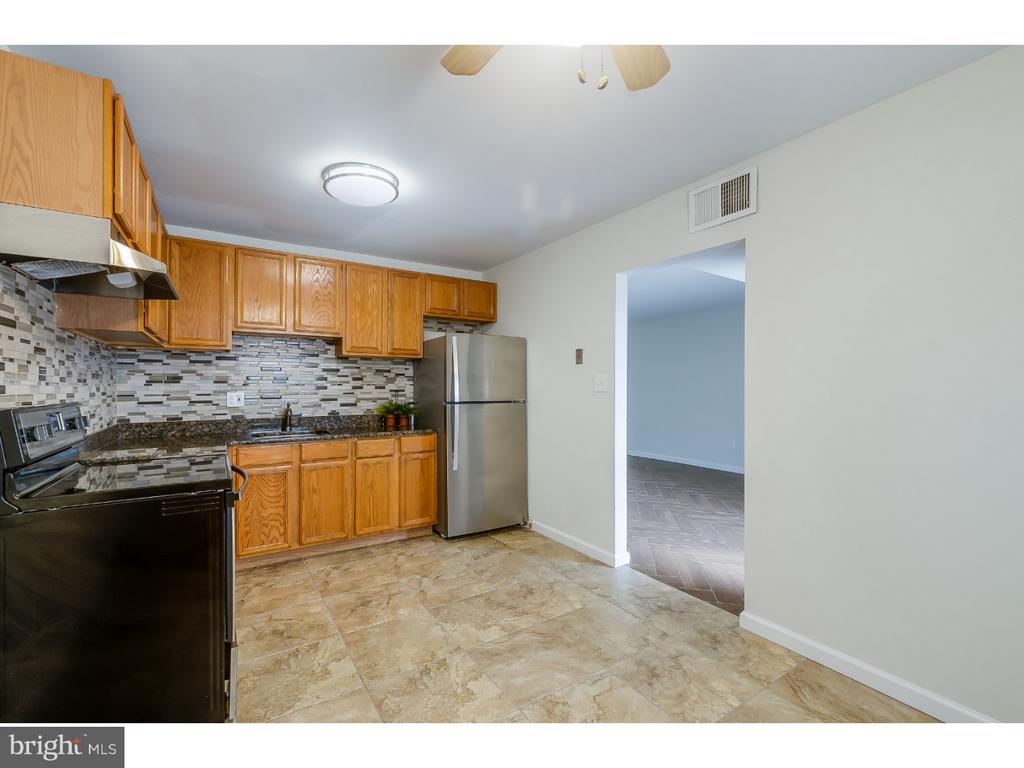 801 HENRI COURT