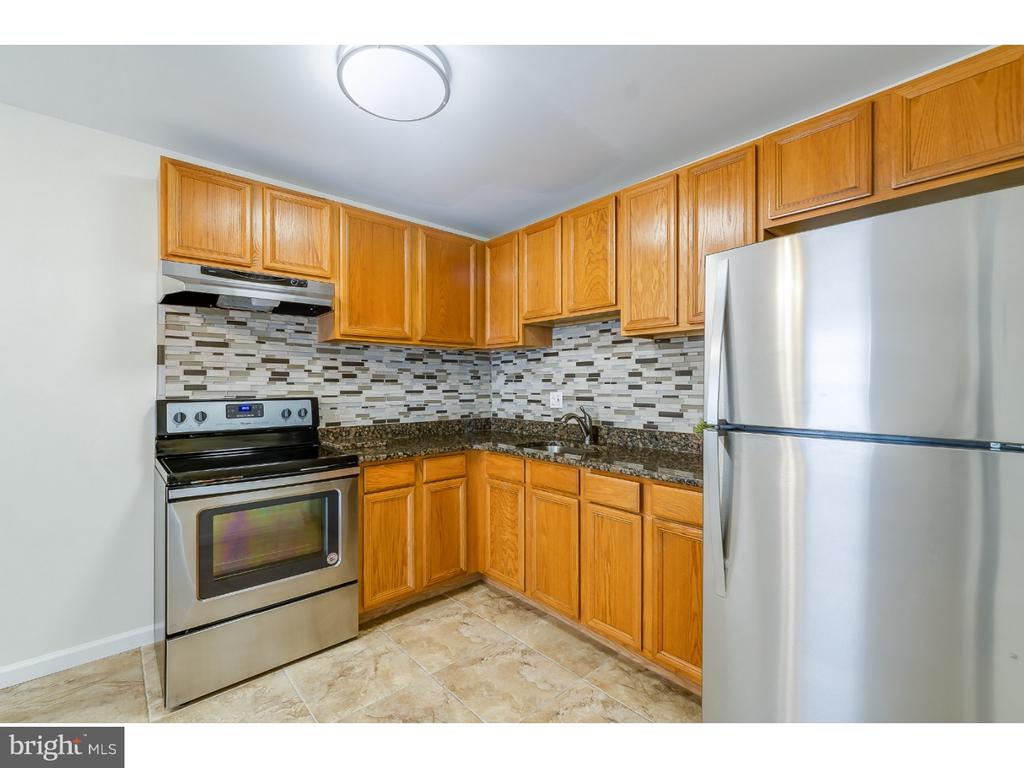 801 HENRI COURT