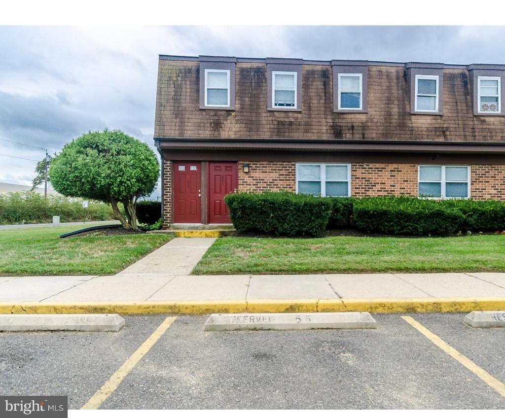 801 HENRI COURT