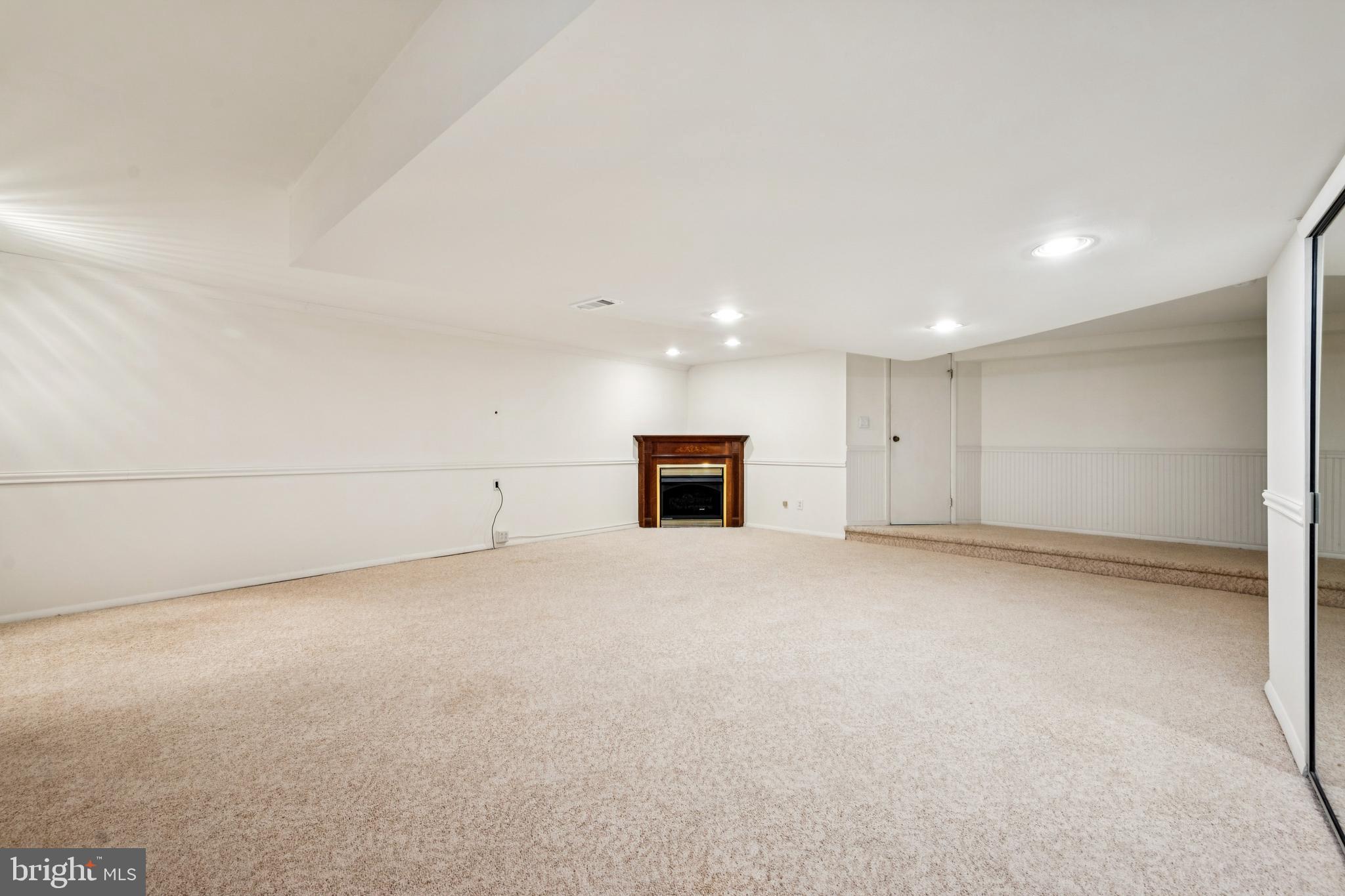 14 MERLOT COURT