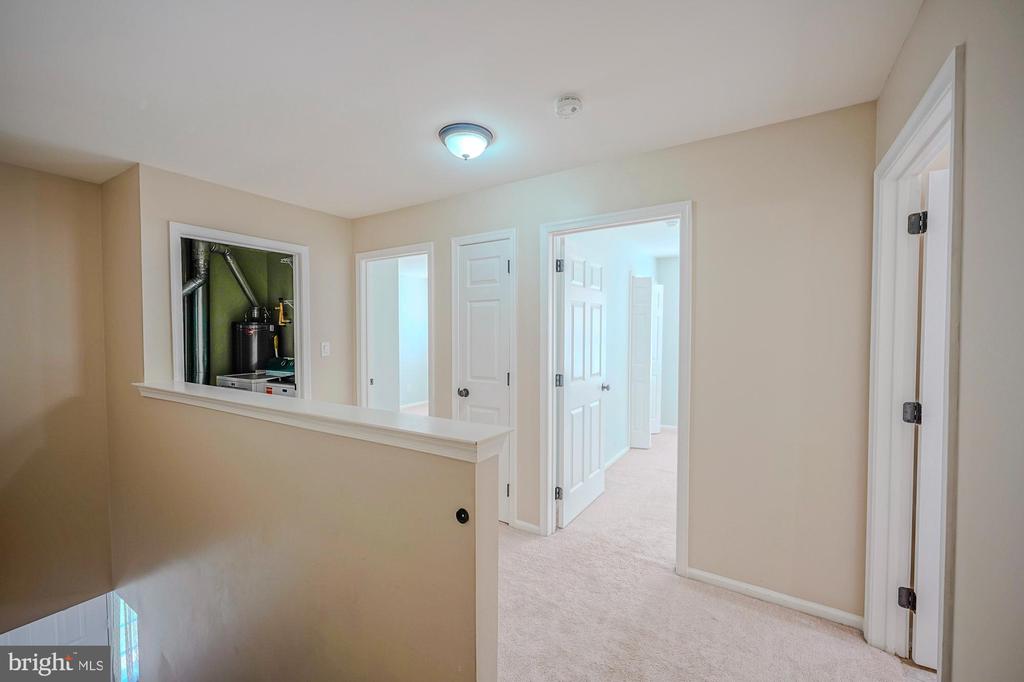 3908 GRENWICH LANE