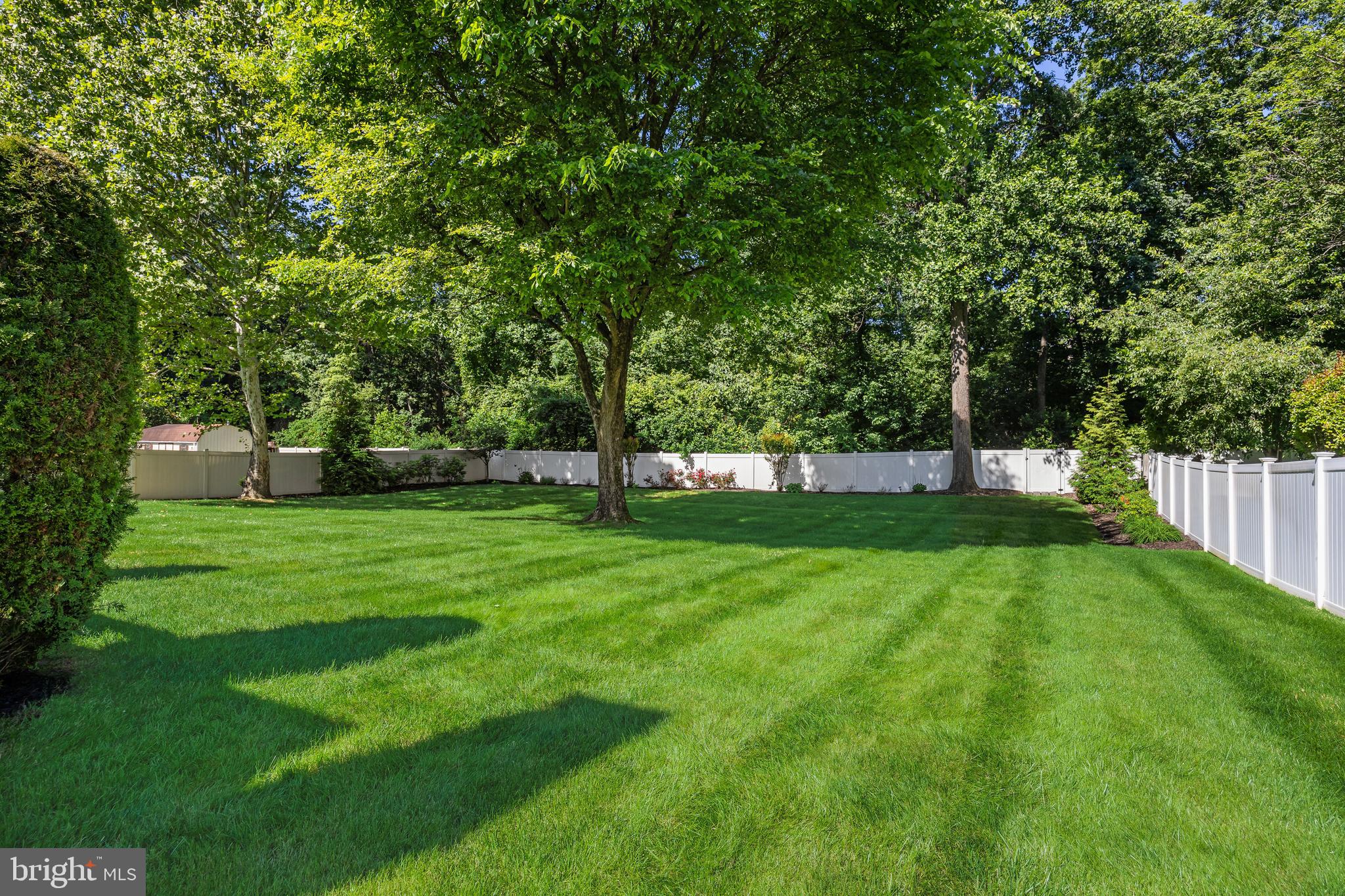 17 ADAMS DRIVE