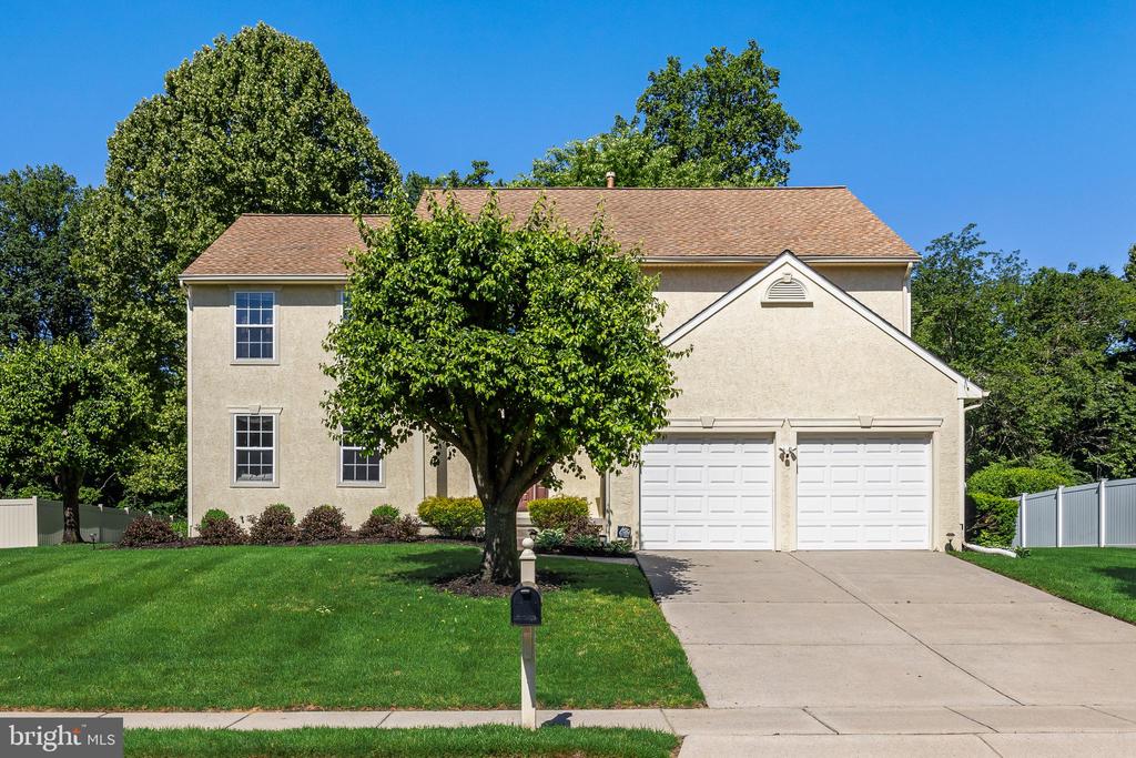 17 ADAMS DRIVE