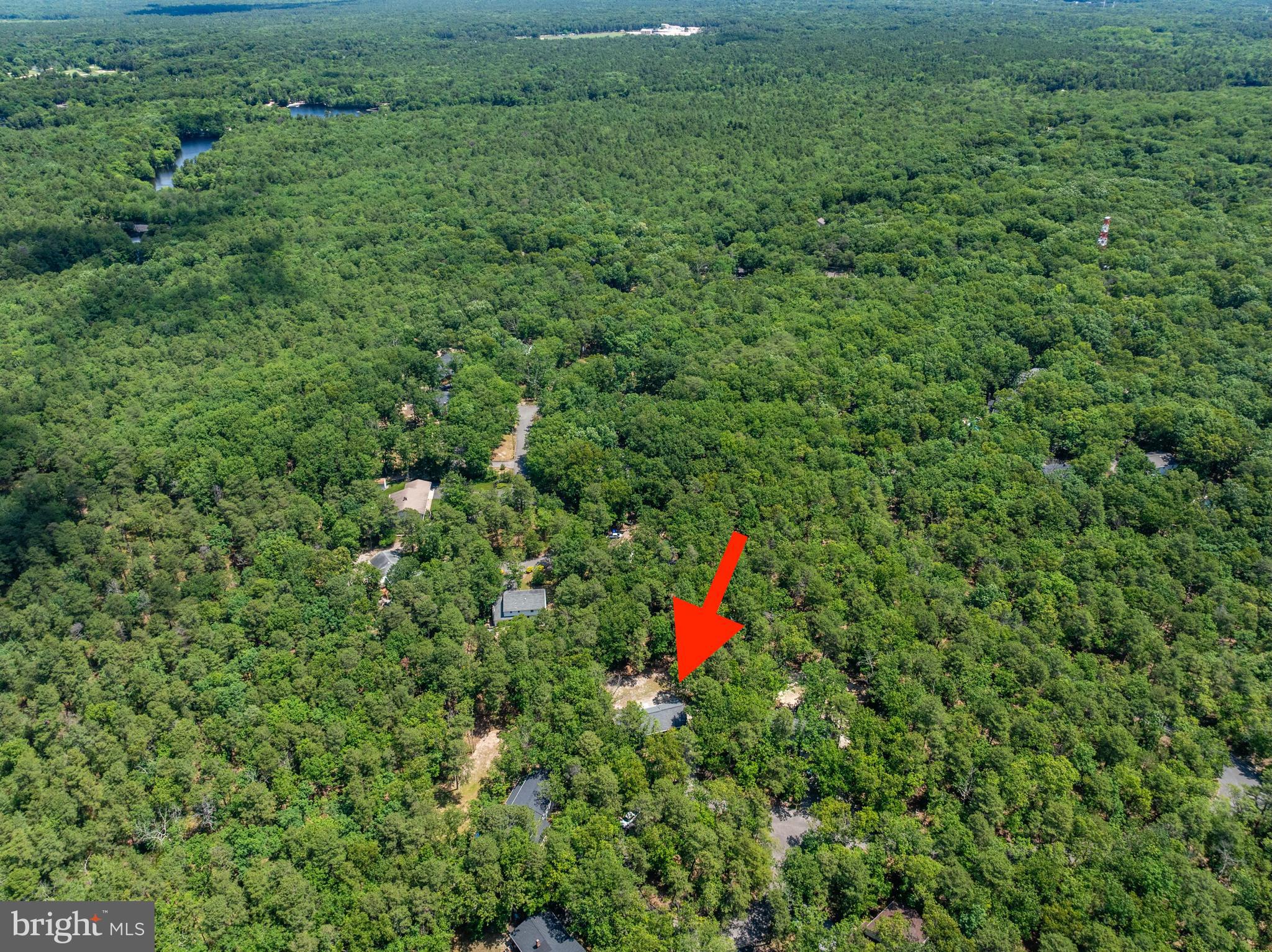 2 WOODS EDGE COURT