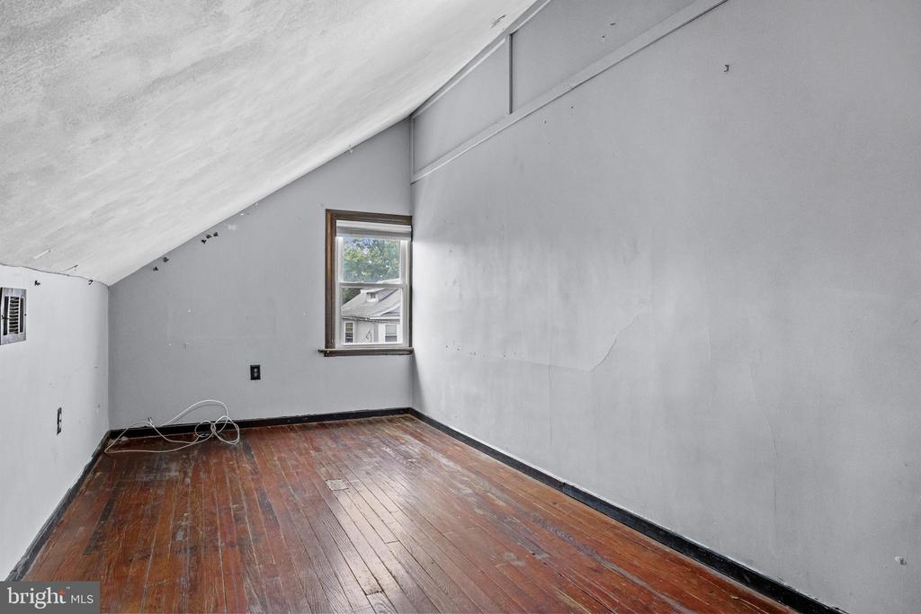 120 W FEDERAL STREET