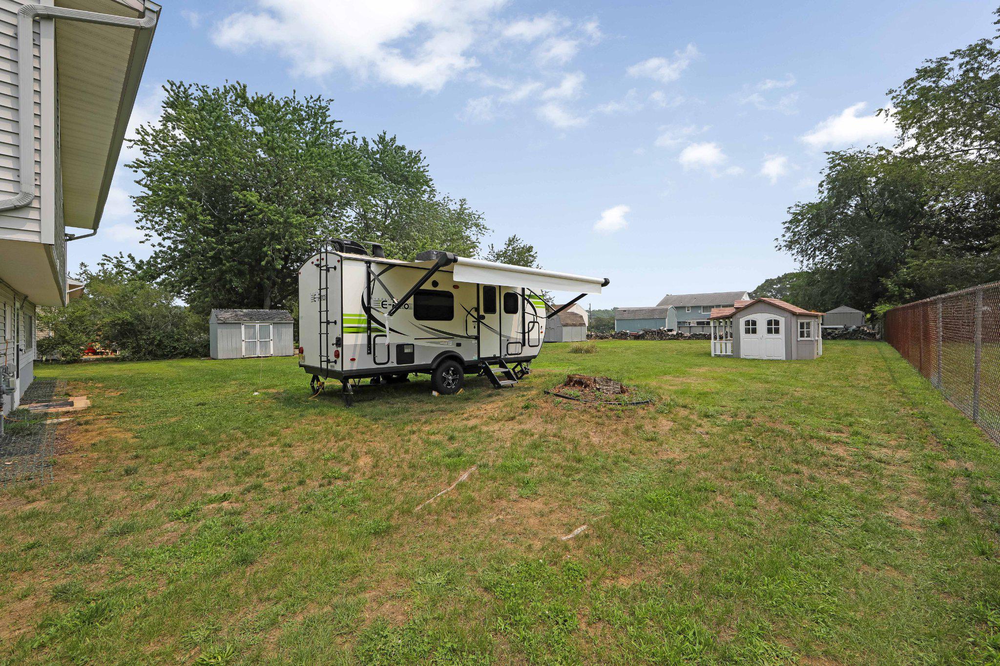 2109 BERKELEY DRIVE