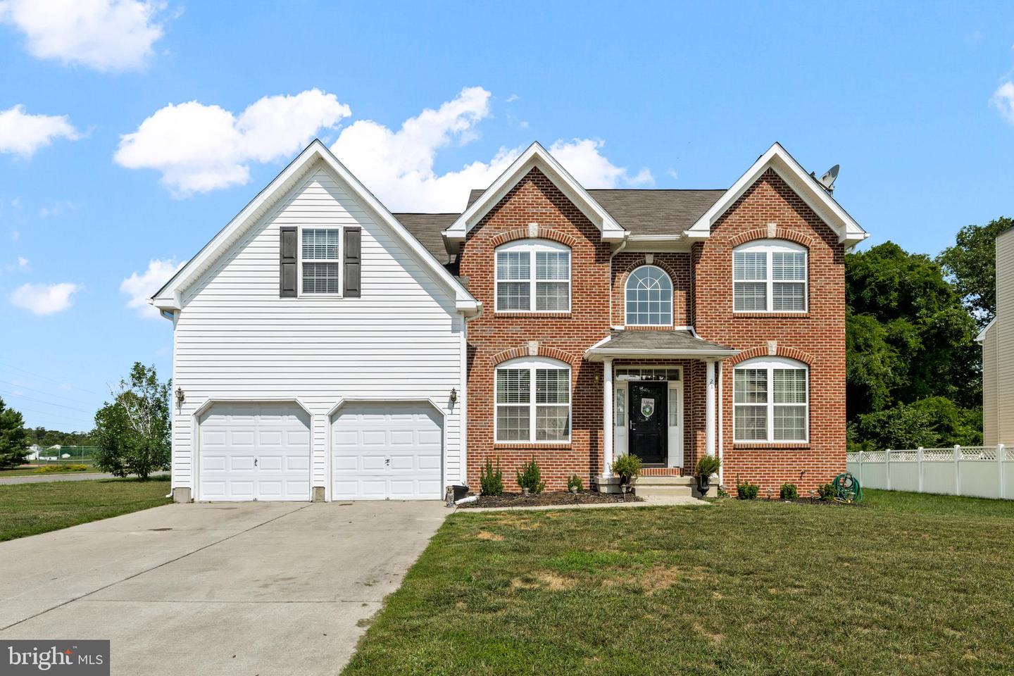 21 English Ivy Dr