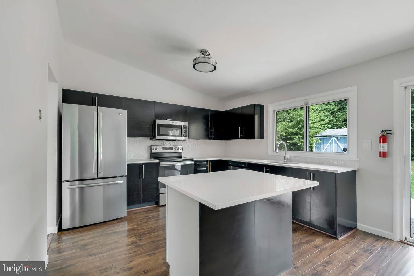 115 Arbor Meadow Dr